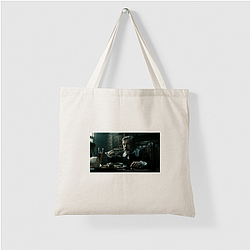 Tulip Fever's story is set in 17th century Amsterdam Tulip Fever Bags