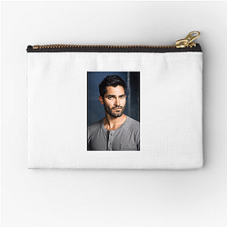 Tyler Hoechlin Always Charismatic Always Iconic Tyler Hoechlin Zipper Pouches