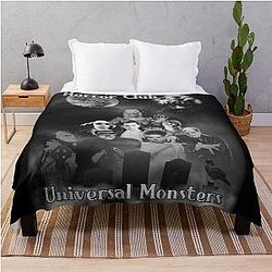 Horror Club - Universal Monsters Throw Blanket