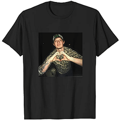 Heart Hands Camo Portrait LA 1604 Upchurch T-Shirts