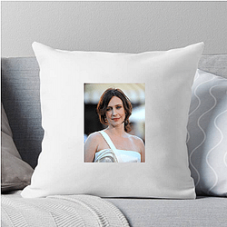 Vera Farmiga Merch Vera Farmiga Pillows Cover