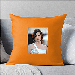 Vera Farmiga Merch Vera Farmiga Pillows Cover
