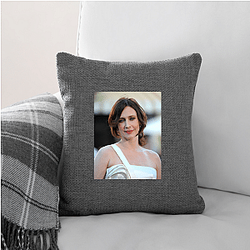 Vera Farmiga Merch Vera Farmiga Pillows Cover