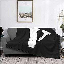 Vlone Blankets – Vlone White Big V Soft Flannel Throw Blanket Home Decoration