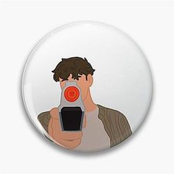 Wilbur Soot Pins - Wilbur Soot stole Tommy’s vlog gun Pin RB2605