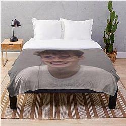 Wilbur Soot Bedding Sets - Wilbur Soot Throw Blanket RB2605