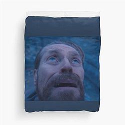 Willem Dafoe Looks at Duvet Cover