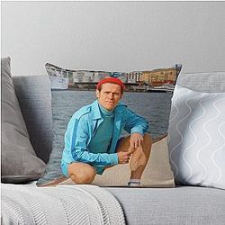 Willem Dafoe Throw Pillow
