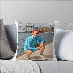 Willem Dafoe Swag Throw Pillow