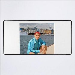 Willem Dafoe Desk Mat