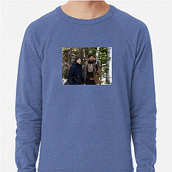 Wind River stars Jeremy Renner and Elizabeth Olsen Wind River Sweatshirts