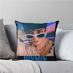 Xikers House of Tricky How to Play Do or Die Junmin Throw Pillow