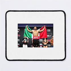 Knockout Artist Yair Rodriguez Mouse Pads