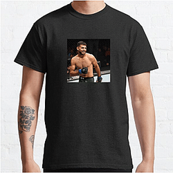 Dynamic Striker Yair Rodriguez T-Shirts