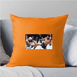 Featherweight Contender Yair Rodriguez Pillows Cover