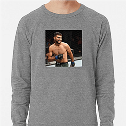 Dynamic Striker Yair Rodriguez Sweatshirts