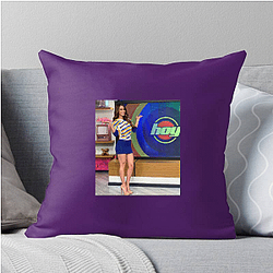 Yanet Garcia Merchandise Yanet Garcia Pillows Cover