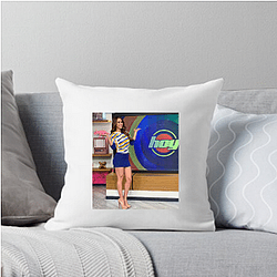 Yanet Garcia Merchandise Yanet Garcia Pillows Cover
