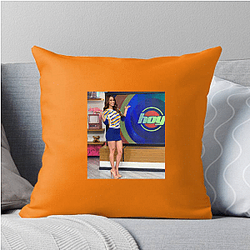 Yanet Garcia Merchandise Yanet Garcia Pillows Cover