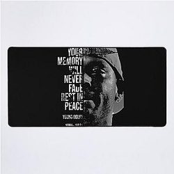 Your memory will never fade, rest in peace young dolph Desk Mat