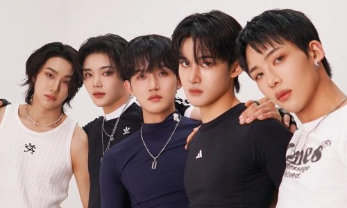 Kpop Merch Merchandise: Stand Out with These Must-Have Items!