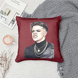 YUNGBLUD - Pop Punk and Pop Fusion Yungblud Throw Pillow