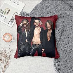 YUNGBLUD - The Underrated Youth Star Yungblud Throw Pillow