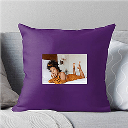 Indie Film Presence Zazie Beetz Pillows Cover