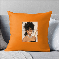Breakout Comedy Star Zazie Beetz Pillows Cover