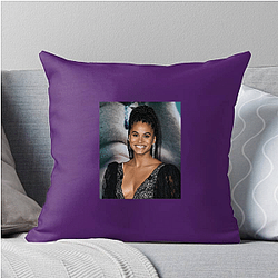 Emmy-Nominated Actress Zazie Beetz Pillows Cover