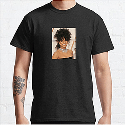 Breakout Comedy Star Zazie Beetz T-Shirts