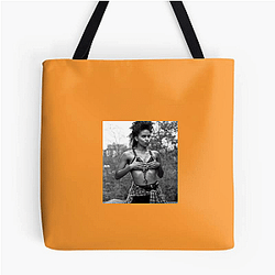 Acclaimed TV Performer Zazie Beetz Bags