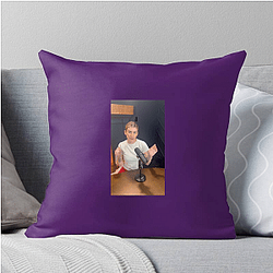 10 to LIFE is great listening 10 To Life Pillows Cover