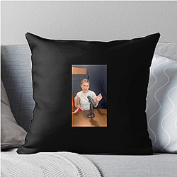 10 to LIFE is great listening 10 To Life Pillows Cover