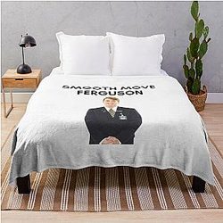 30 Rock - Kenneth Smooth move Ferguson Throw Blanket