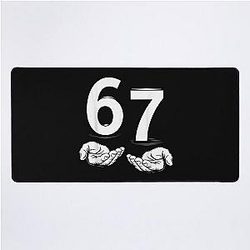 Number 67 Hands Design Vintage Illustrated Graphic Tee Mat