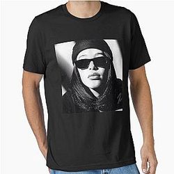 Aaliyah Black White Funny T-Shirt Essential