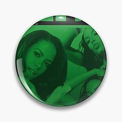 Iconic Aaliyah Tribute: Timeless R&B Legend
