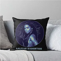 Iconic Aaliyah Tribute: Timeless R&B Legend Throw Pillow
