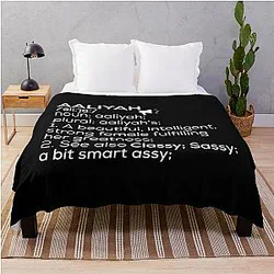 Iconic Aaliyah Tribute: Timeless R&B Legend Throw Blanket