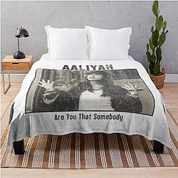 Iconic Aaliyah Tribute: Timeless R&B Legend Throw Blanket