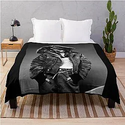 Iconic Aaliyah Tribute Timeless R&B Legend Throw Blanket