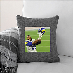 Game Manager Aaron Donald Pillows Cover