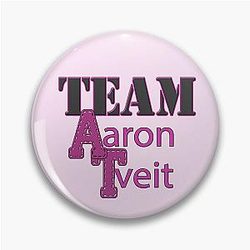 Team Aaron Tveit 5 Pin