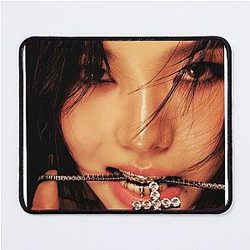Aespa Karina Mouse Pad