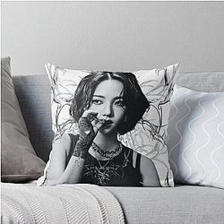 Karina Aespa Pillow