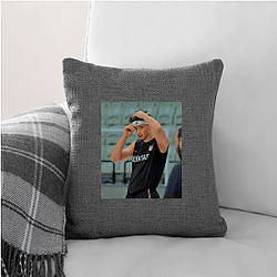 Alperen Şengün is known for his passing and post moves Alperen Şengün Pillows Cover