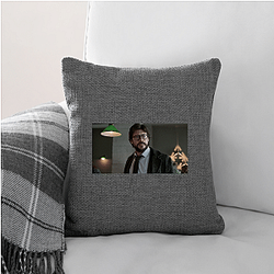 Screen Heartthrob Alvaro Morte Pillows Cover