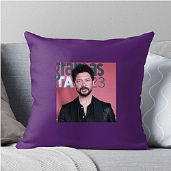 Hollywood Hunk Alvaro Morte Pillows Cover
