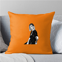 Story Hub Annie Elise Pillows Cover